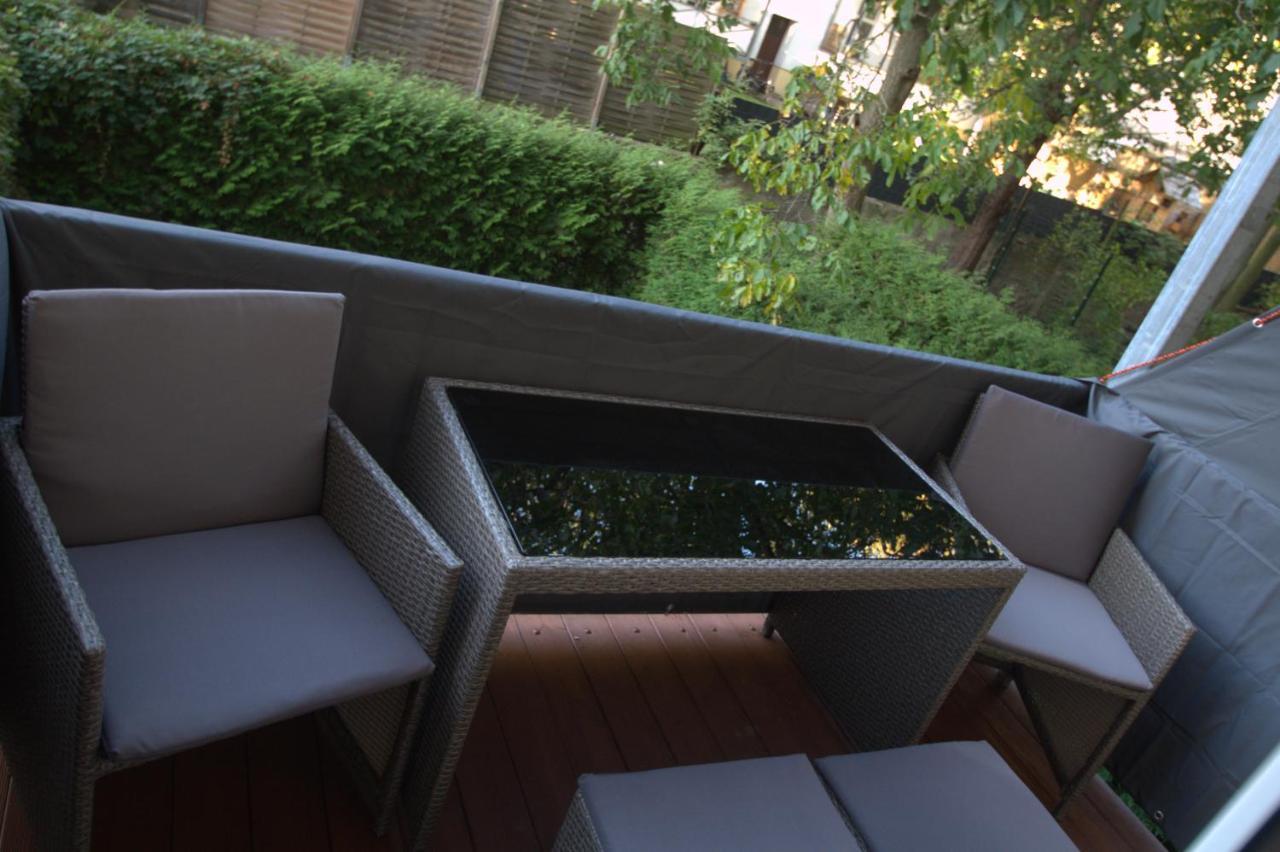 Blissplace 3 Zi Premium Apartment Nahe Getec Arena Mit Kingsize Betten Und Balkon Magdeburg Exterior foto